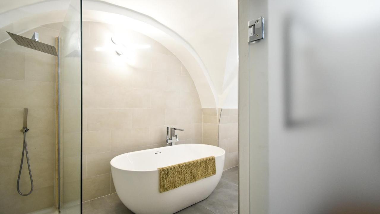 The Art House By Rentbeat Apartment Остуни Екстериор снимка
